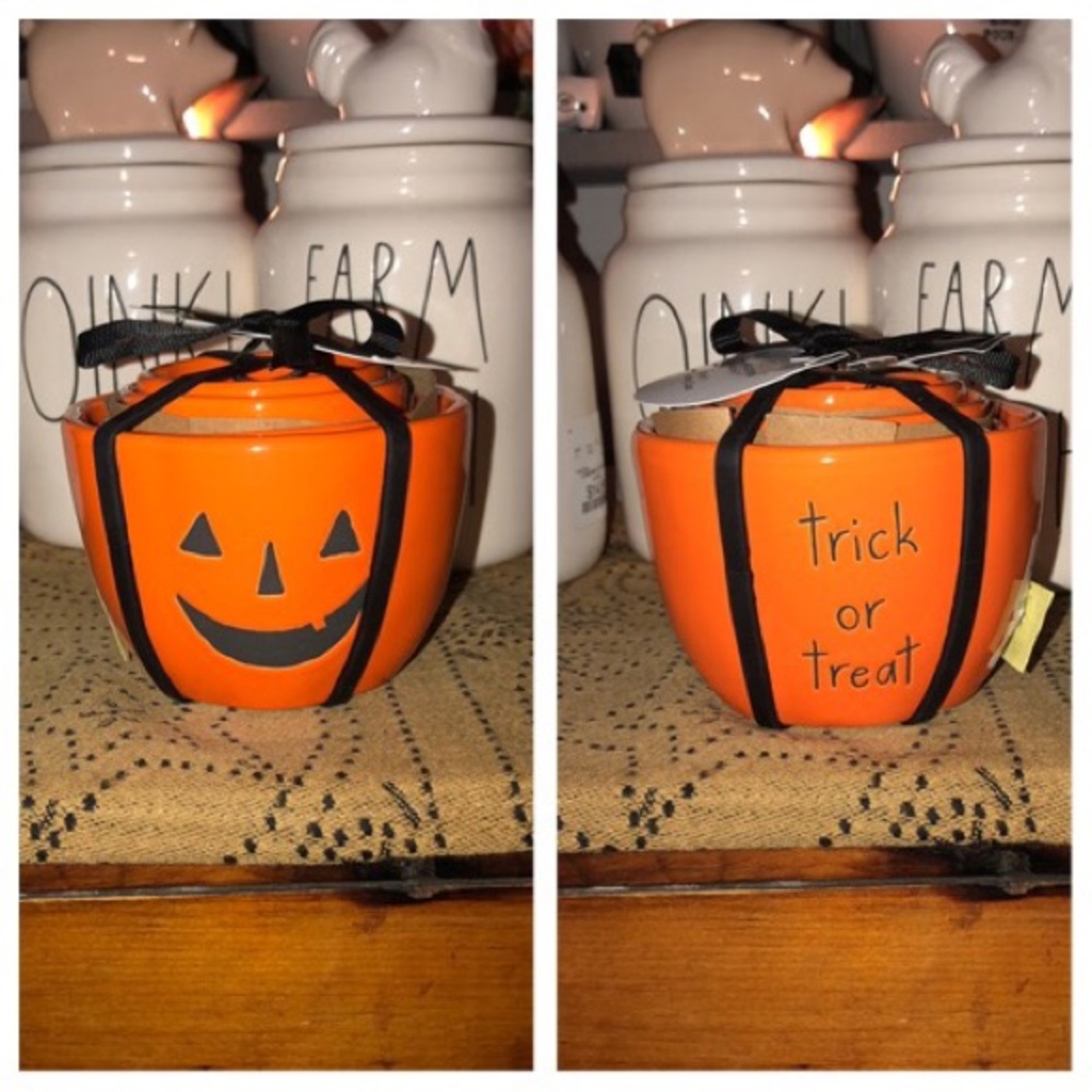 Rae Dunn TRICK OR TREAT Pumpkin Measuring Cups Orange